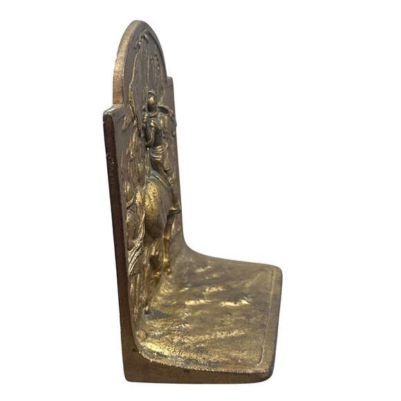 VTG Cast Metal Bookend Knight Horseback Medieval Battle Scene Gold Finish Goth - Picture 4 of 15